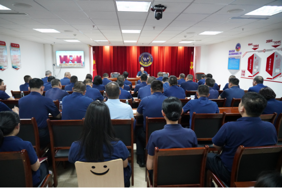 1720680089104704.png 集團(tuán)公司黨委書記、董事長左建山講授黨紀(jì)學(xué)習(xí)教育專題黨課(1)934.png